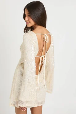 Robe Mini À Manches Évasées Et Sequins Texturés