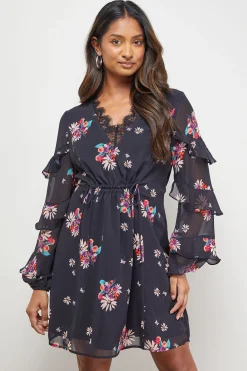 Robe Mini à Manches Volantées avec Détails en Dentelle Imprimée