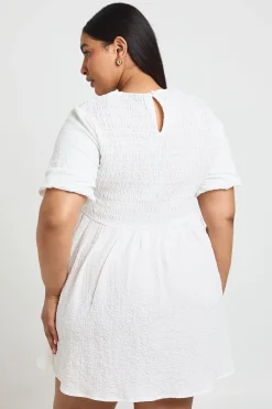 boohoo Robe Mini À Manches Volumineuses Et Texture<Femme Robes Patineuses|Robes