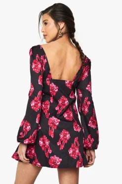 boohoo Robe mini milkmaid à motif floral Blur<Femme Robes Patineuses|Robes À Manches Longues