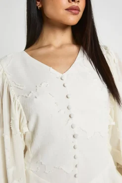 Robe Mini À Motif Floral Dévoré Avec Manches Volumineuses Et Ourlet À Volants