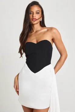 Robe mini moulante à drapé contrasté