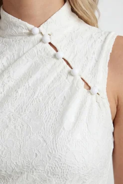 Robe Mini Moulante En Dentelle À Col Montant Avec Détail Bouton