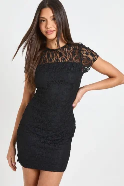 Robe Mini Moulante En Dentelle Avec Manches Courtes Et Doublure