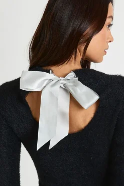 boohoo Robe Mini Moulante En Maille Super Douce Avec Détail Nœud Dans Le Dos Pour Grande Taille<Femme Pulls Et Gilets|Toutes Les Mailles
