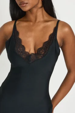 Robe Mini Moulante Premium À Bordure En Dentelle