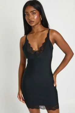 Robe Mini Moulante Premium À Bordure En Dentelle