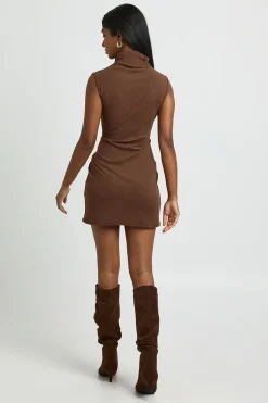 boohoo Robe Mini Moulante Sans Manches En Jersey Supersoft À Col Roulé<Femme Robes Moulantes|Basiques