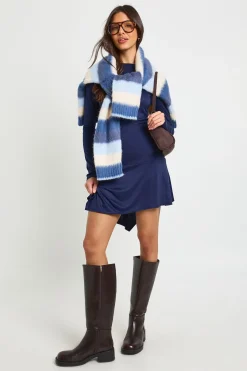 Robe mini à ourlet asymétrique super douce