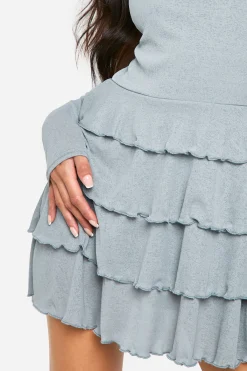 boohoo Robe Mini à Ourlet en Couches avec Volants<Femme Robes Patineuses|Robes À Manches Longues