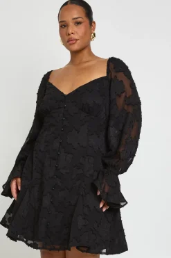 boohoo Robe Mini À Ourlet Godet Motif Floral Dévoré<Femme Robes Patineuses|Robes À Manches Longues