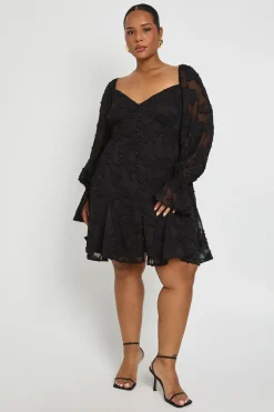 boohoo Robe Mini À Ourlet Godet Motif Floral Dévoré<Femme Robes Patineuses|Robes À Manches Longues