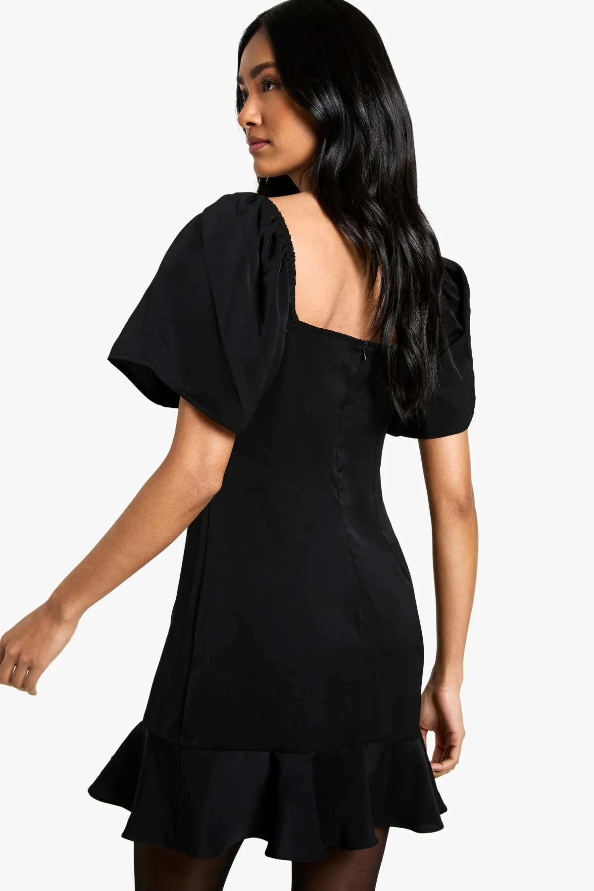 boohoo Robe mini à ourlet à volants<Femme Robes Courtes|Robes