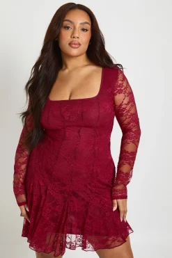 Robe Mini Patineuse à Godets en Dentelle Grande Taille