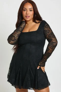 Robe Mini Patineuse à Godets en Dentelle Grande Taille