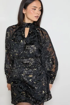 Robe Mini Petite à Col Montant Motif Floral Métallisé Dévoré
