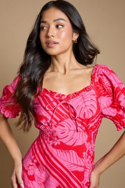 Robe Mini Petite À Décolleté Cœur Avec Nœud Devant