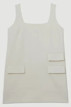 Robe mini à poche sur-mesure en stretch compact essentiel