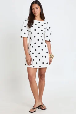 boohoo Robe Mini À Pois Avec Détails De Coutures Structurées<Femme Robes Moulantes|Pois