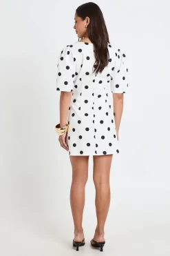 boohoo Robe Mini À Pois Avec Détails De Coutures Structurées<Femme Robes Moulantes|Pois