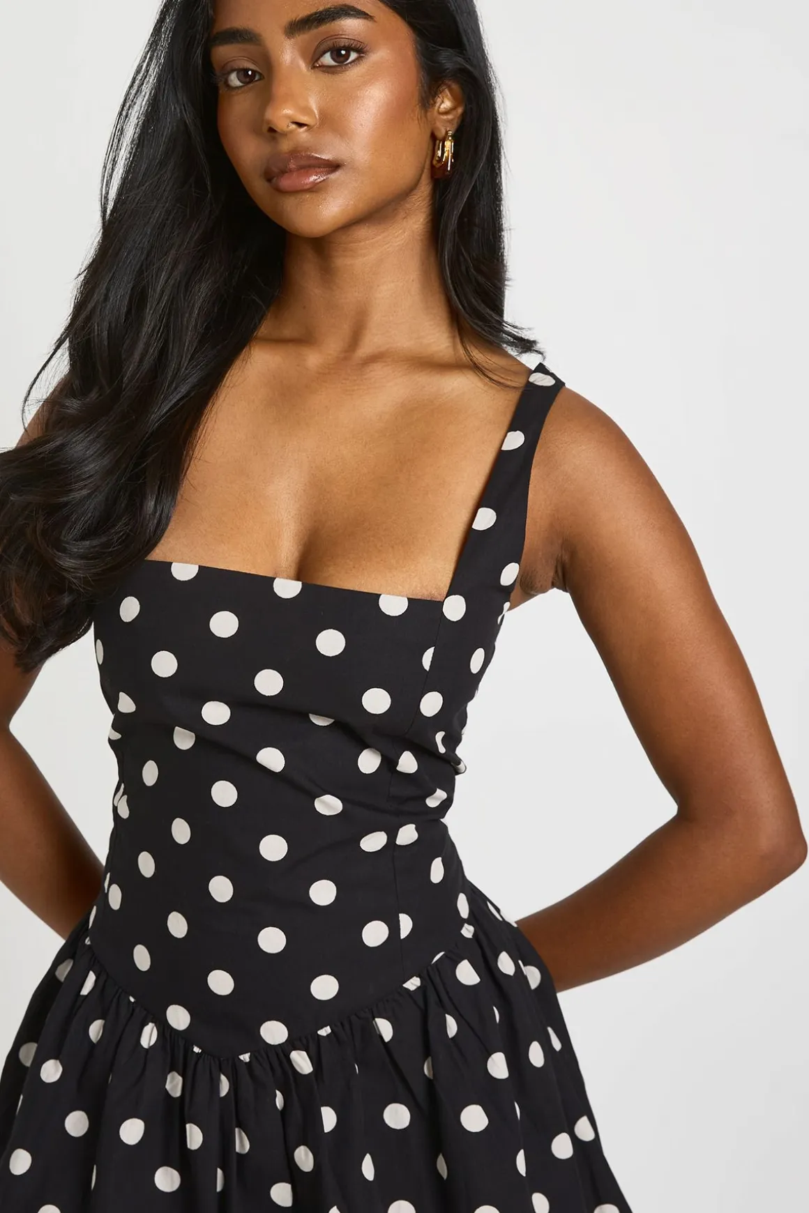 Robe Mini À Pois Avec Ourlet Bouffant