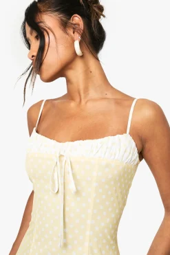 Robe Mini à Pois Contrastante