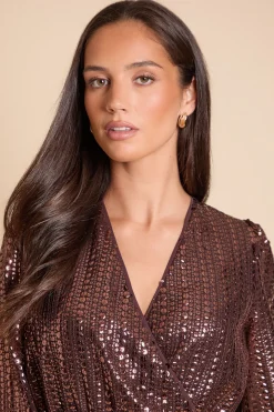 Robe Mini Portefeuille À Sequins Linéaires Dp Luxe