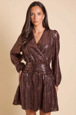 Robe Mini Portefeuille À Sequins Linéaires Dp Luxe