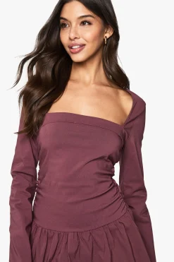 boohoo Robe mini skater à manches longues<Femme Robes Patineuses|Robes À Manches Longues
