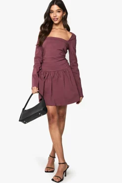 boohoo Robe mini skater à manches longues<Femme Robes Patineuses|Robes À Manches Longues