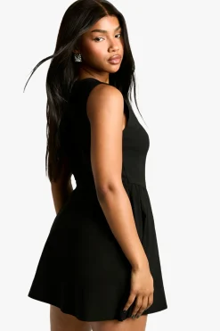 Robe mini skater volume à encolure fendue sur mesure