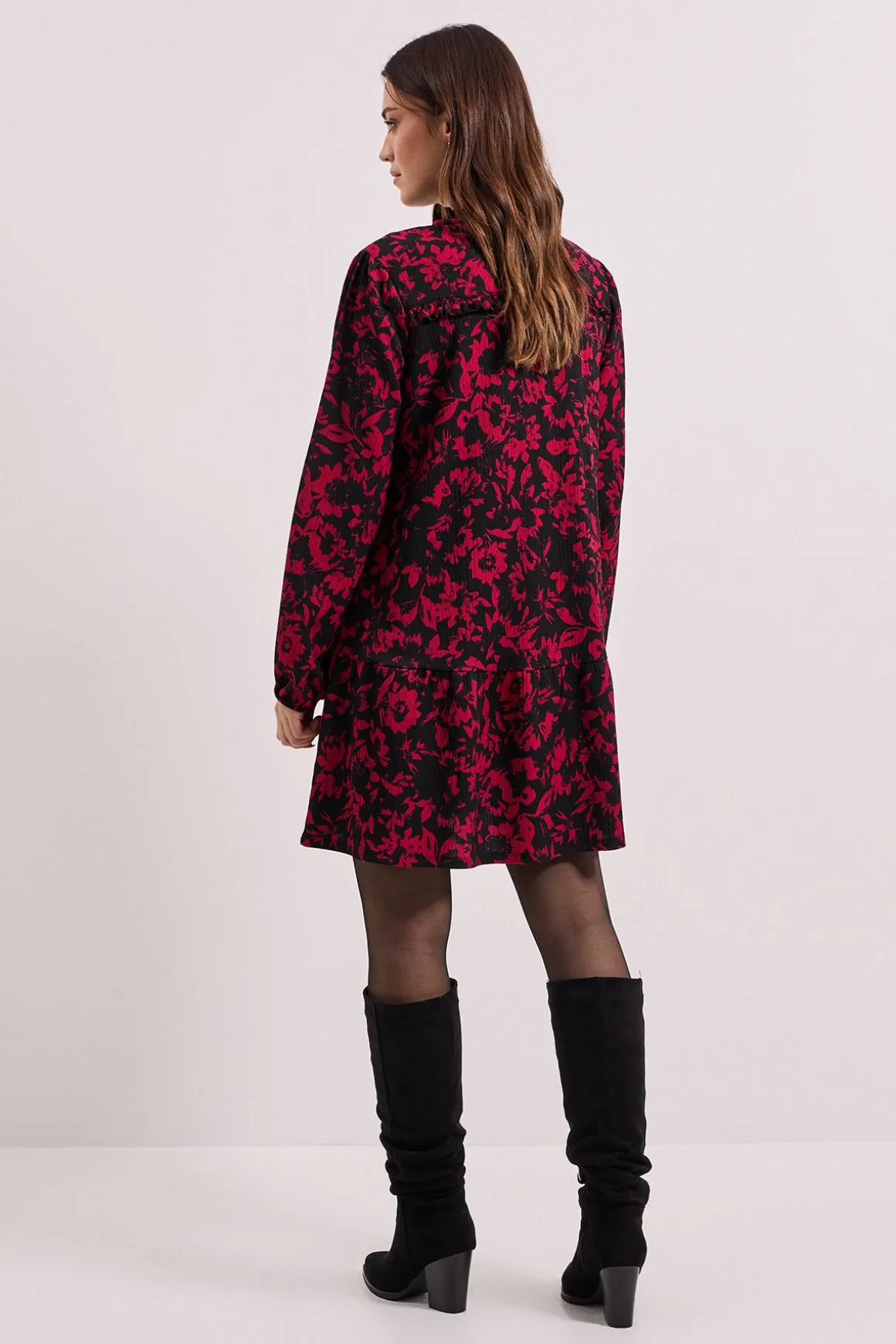 Robe Mini Smock à Étages en Jersey Floral Rose avec Col Noué