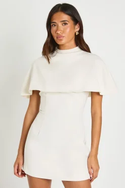 boohoo Robe Mini Structurée À Détail Cape Rabattue Ajustée<Femme Robes Moulantes|Robes