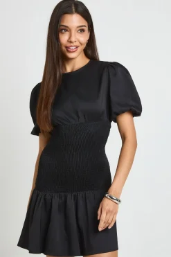 boohoo Robe Mini À Taille Froncée Avec Ourlet Tombant<Femme Robes|Robes De Soirée Chic