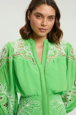 Robe Mini Tissée Brodée De Perles À Découpes Ajourées
