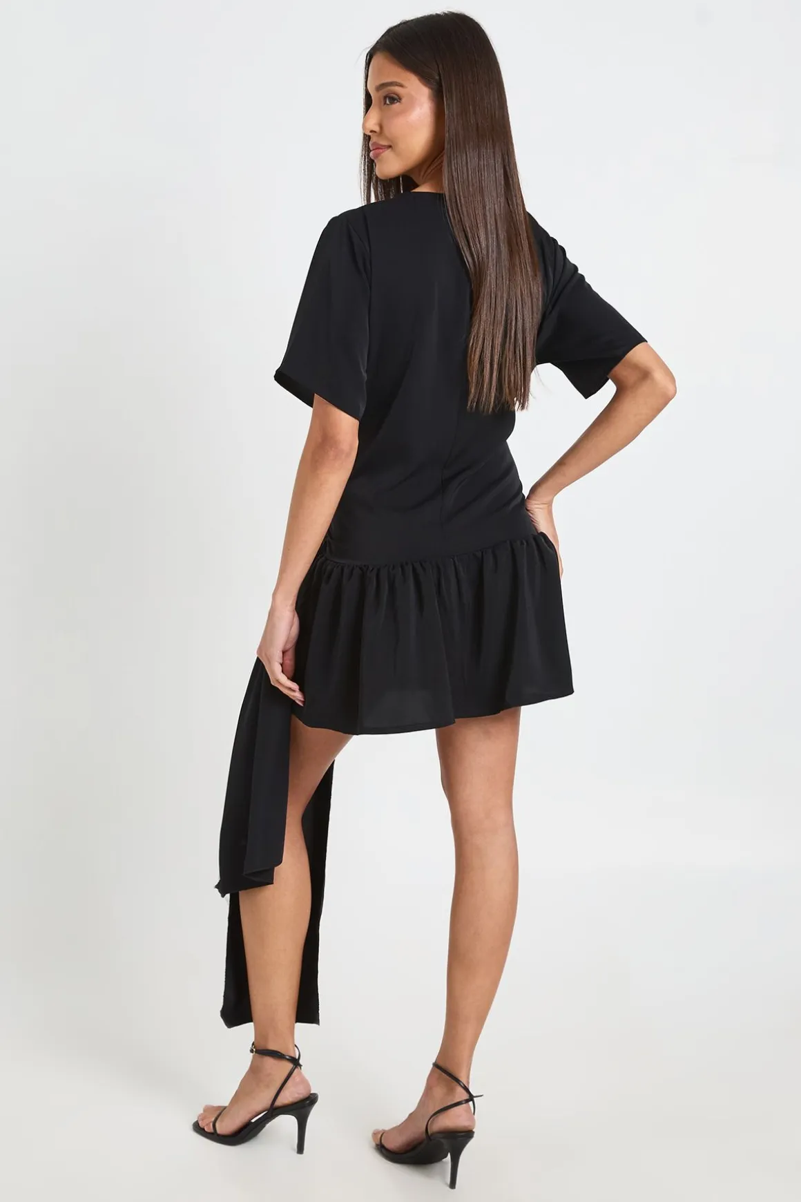 Robe Mini Tissée À Taille Nouée Et Ourlet Asymétrique