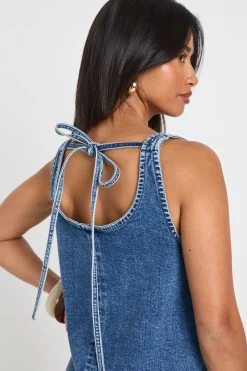 boohoo Robe Mini Trapèze En Denim À Encolure Carrée Petite<Femme Denim|Denim