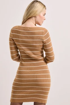 Robe Mini Tricotée Ajustée Camel à Encolure Bardot