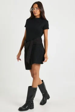 boohoo Robe Mini Tricotée À Col Montant Et Manches Courtes Pour Grandes Tailles<Femme Pulls Et Gilets|Toutes Les Mailles