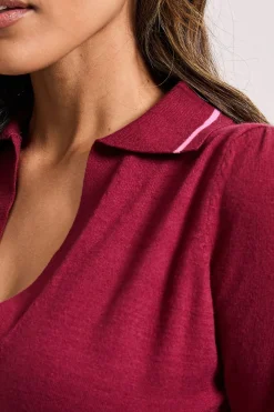 Robe Mini Tricotée à Col V Berry avec Finitions Contrastées