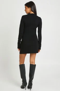 boohoo Robe Mini Tricotée À Détail De Boutons<Femme Robes À Manches Longues|Robes