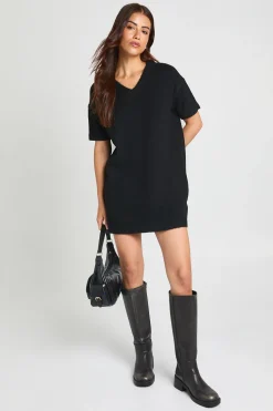 boohoo Robe Mini Tricotée À Manches Courtes Et Col En V<Femme Pulls Et Gilets|Toutes Les Mailles