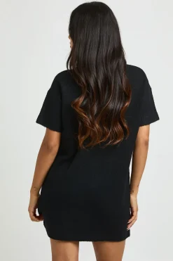 boohoo Robe Mini Tricotée À Manches Courtes Et Col V Pour Petite Taille<Femme Pulls Et Gilets|Toutes Les Mailles