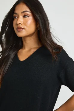 boohoo Robe Mini Tricotée À Manches Courtes Et Col V Pour Petite Taille<Femme Pulls Et Gilets|Toutes Les Mailles