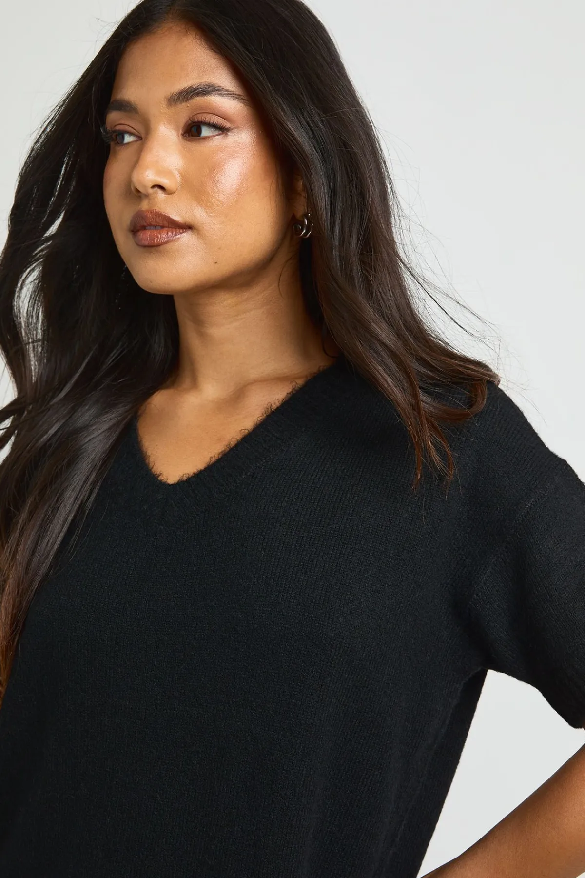 boohoo Robe Mini Tricotée À Manches Courtes Et Col V Pour Petite Taille<Femme Pulls Et Gilets|Toutes Les Mailles