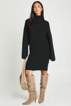 Robe mini tricotée à ourlet froncé et col haut