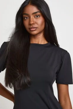 Robe Mini Ultra Douce À Détails De Coutures Et Épaulettes