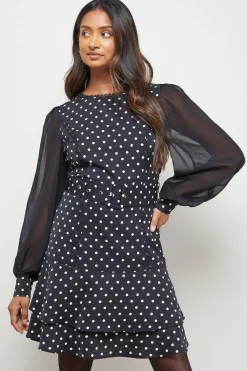 Robe Mini Évasée à Pois avec Ceinture et Manches Bouffantes