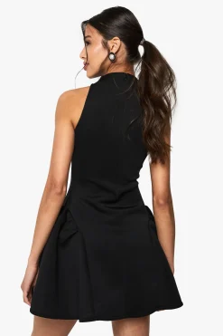 Robe Mini Volume à Encolure Racer