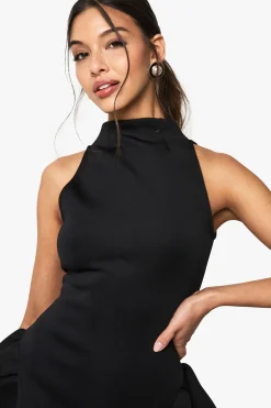 Robe Mini Volume à Encolure Racer
